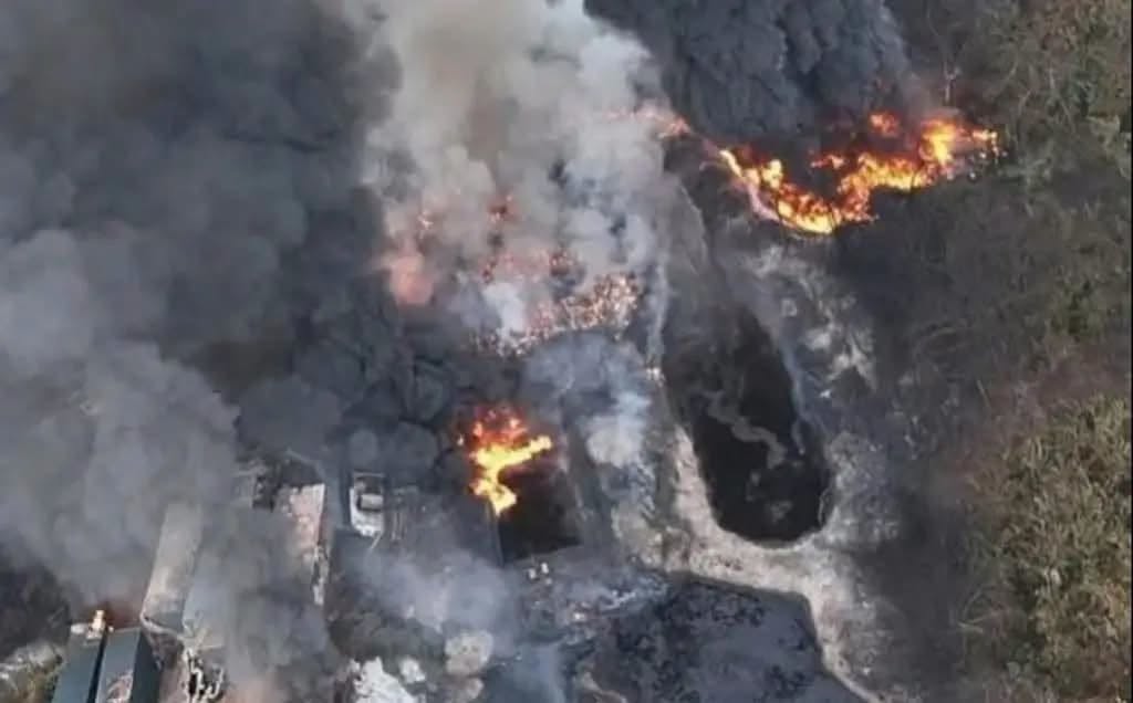 Confirman identidad de dos obreros fallecidos tras explosión en planta de sal de Jáltipan