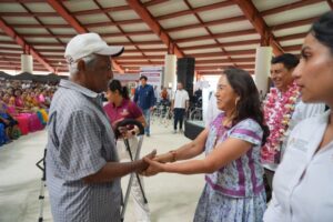 DIF Oaxaca entrega más de 6 mil apoyos alimentarios y de movilidad en el Istmo