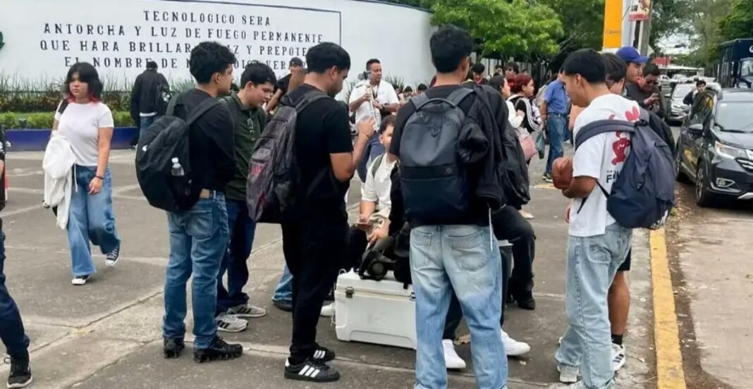 Evacuan el Tecnológico de Veracruz tras hallazgo de sustancia altamente explosiva