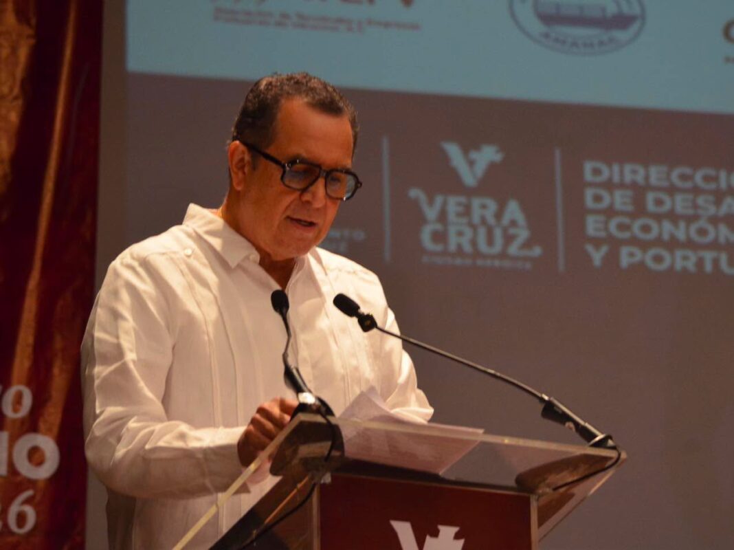 Puertos de Veracruz mueven más de 50 millones de toneladas de mercancías