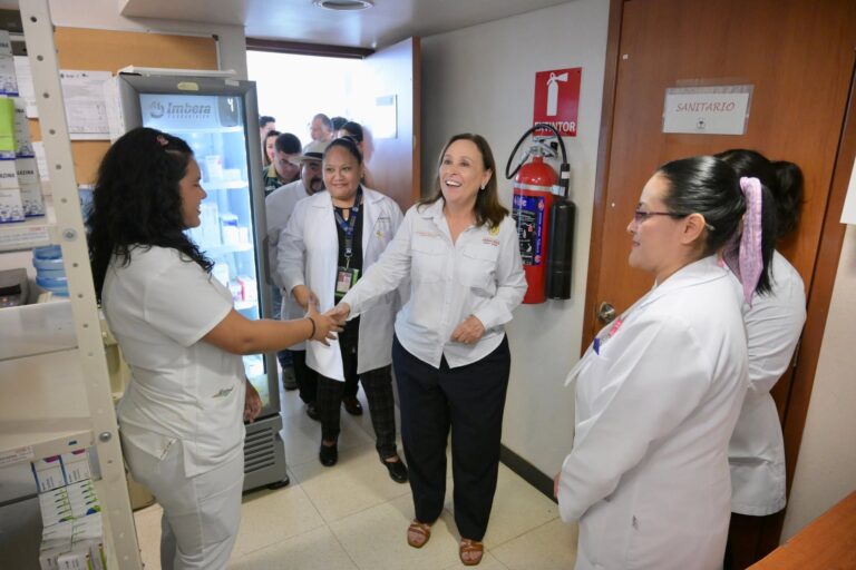 Rocío Nahle supervisa abasto en Hospital de Alta Especialidad de Veracruz