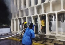 Se incendia farmacia de hospital del IMSS en Veracruz