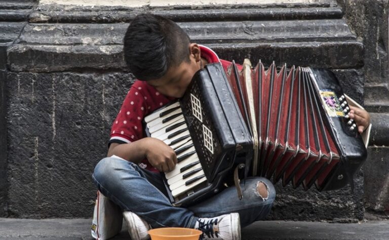 Trabajo infantil afecta a 3.5 millones de niños en México